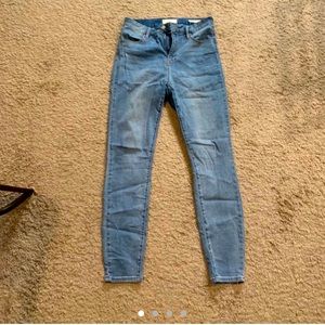 *SOLD* Pacsun lifting and sculpting jeggings